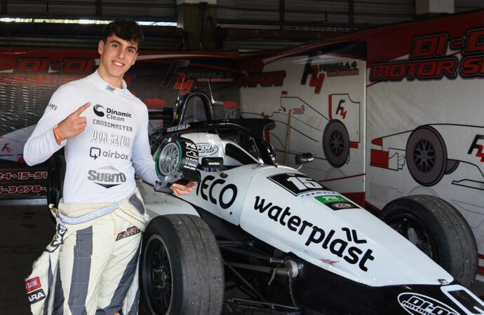EL BACHA Y SU PRIMERA POLE POSITION